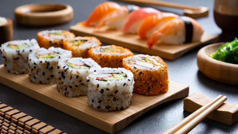 Dünya Mutfağından Lezzetler: Enfes Sushi Nasıl Yapılır?